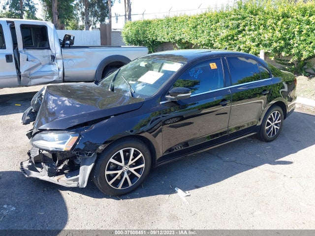 3VWDB7AJ0HM243065 Volkswagen Jetta 1.4t Se