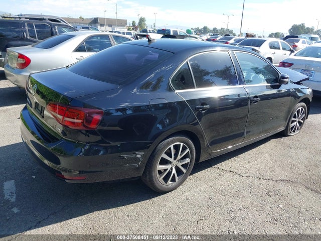 3VWDB7AJ0HM243065 Volkswagen Jetta 1.4t Se