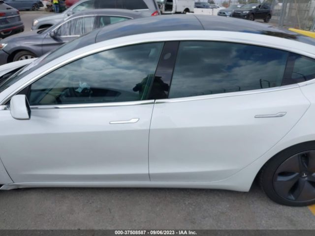 5YJ3E1EA7KF485621 Tesla Model 3 Range
