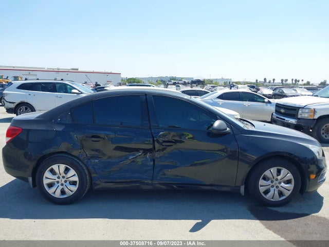 2015 CHEVROLET CRUZE LS VIN: 1G1PA5SH2F7233186
