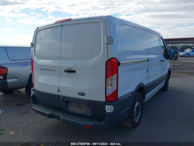 1FTYE1YM1HKA37320 Ford TRANSIT VAN