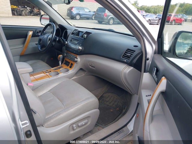 2008 TOYOTA HIGHLANDER HYBRID LIMITED VIN: JTEEW44A982013128