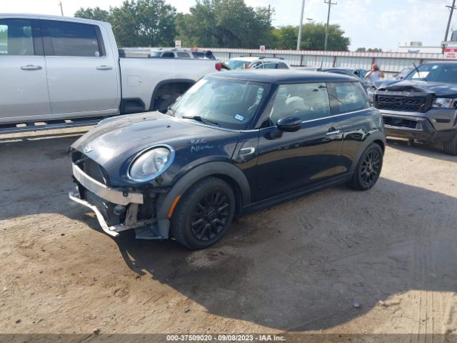 WMWXP5C38H2G61045 Mini Hardtop 2 Door Cooper
