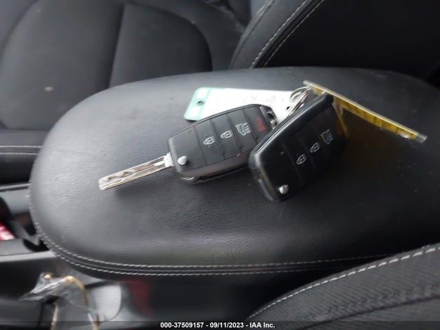 Auction sale of the 2018 Kia Soul +, vin: KNDJP3A59J7562516, lot number: 37509157