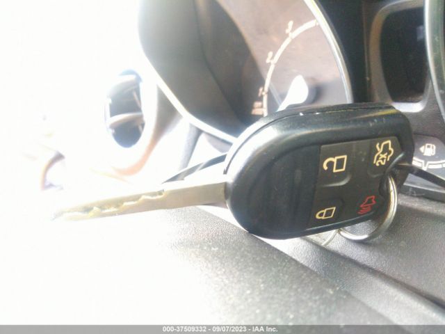 3FADP4BJ5JM130158 Ford FIESTA SE