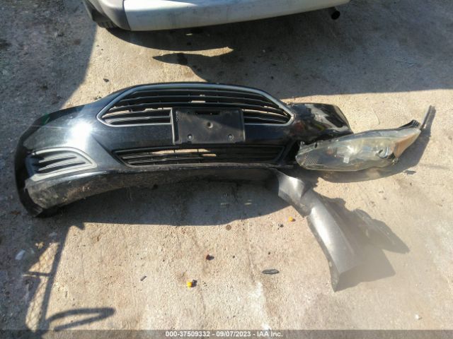 3FADP4BJ5JM130158 Ford FIESTA SE