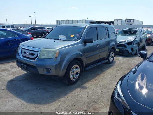 2010 HONDA PILOT LX VIN: 5FNYF3H21AB010886