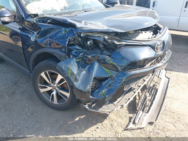 2017 TOYOTA RAV4 XLE VIN: JTMRFREV5HJ166504