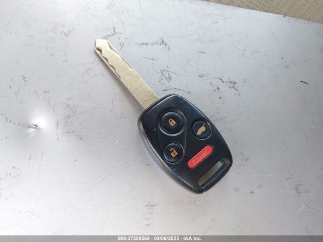 5FNYF3H23FB016521 Honda PILOT LX
