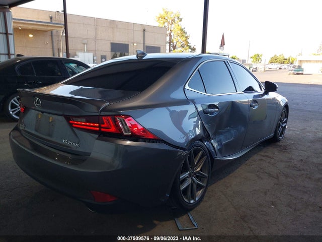 JTHBA1D22G5005560 Lexus IS 200T