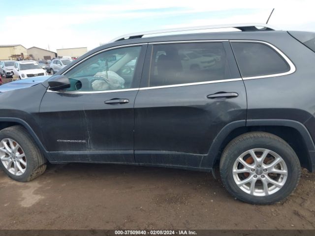 1C4PJLCB1GW200645 Jeep Cherokee Latitude