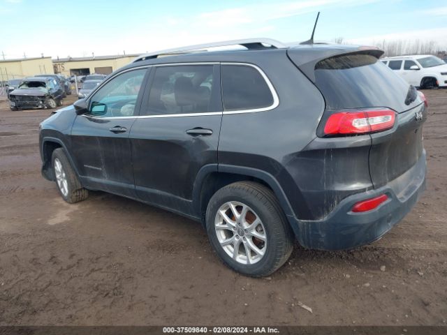 1C4PJLCB1GW200645 Jeep Cherokee Latitude