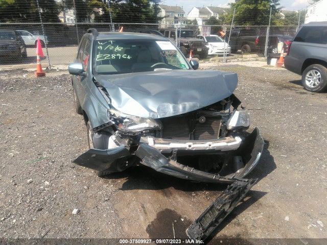 2012 SUBARU FORESTER 2.5X PREMIUM VIN: JF2SHADC2CH417039