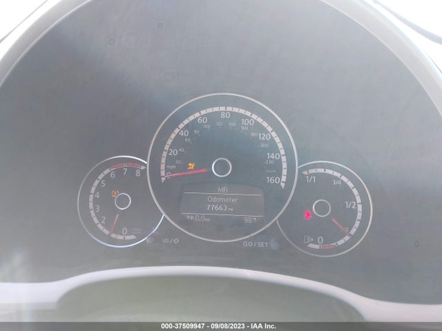3VWJP7AT5EM630163 Volkswagen Beetle Coupe 2.5l