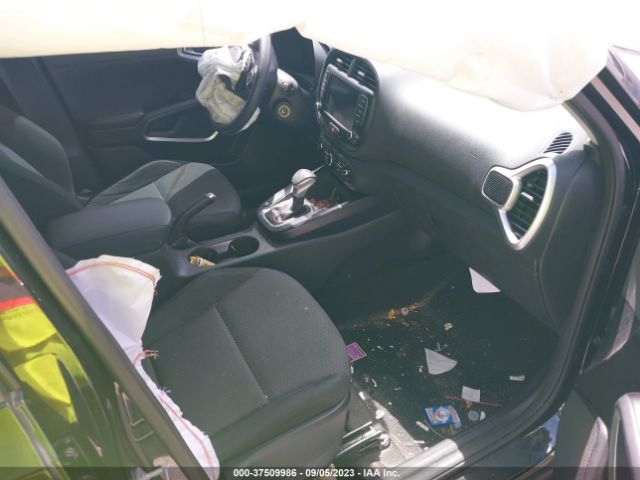 KNDJ23AU0N7800572 KIA SOUL LX