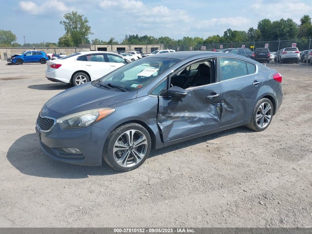 KIA FORTE EX 2016 KNAFZ4A83G5550556 Image 2