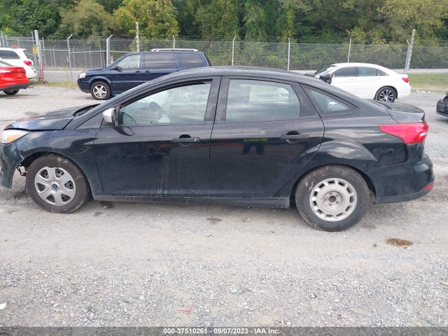 2016 FORD FOCUS S VIN: 1FADP3E20GL360215