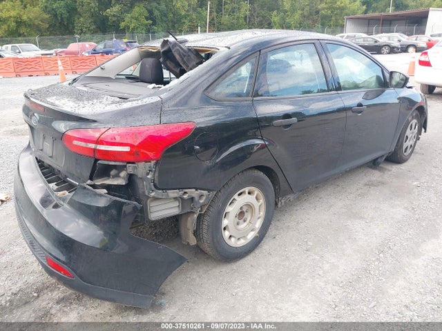 2016 FORD FOCUS S VIN: 1FADP3E20GL360215