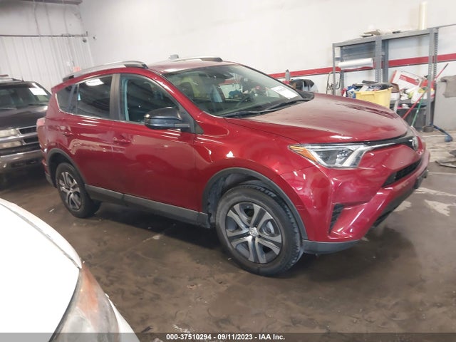 Toyota RAV4 LE 2018 2T3ZFREV7JW511488 Image 1