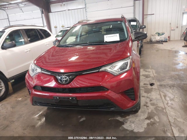 Toyota RAV4 LE 2018 2T3ZFREV7JW511488 Image 12