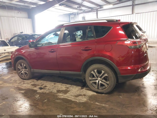 Toyota RAV4 LE 2018 2T3ZFREV7JW511488 Image 14