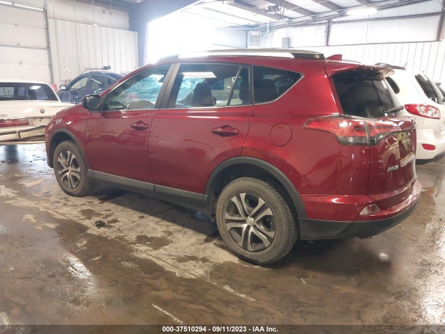 Toyota RAV4 LE 2018 2T3ZFREV7JW511488 Image 3