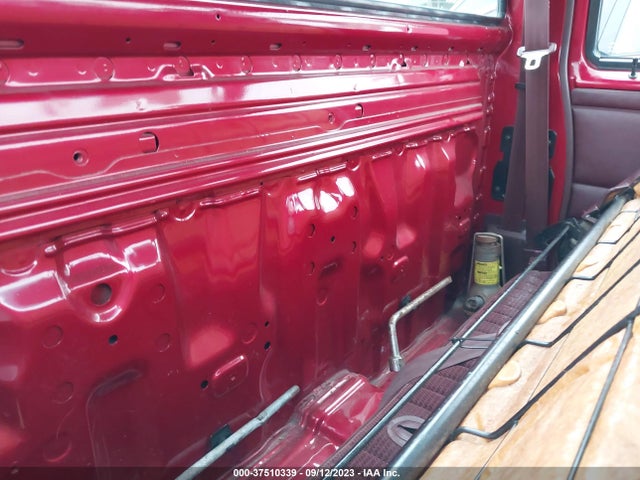 1993 NISSAN TRUCK SHORT WHEELBASE VIN: 1N6SD11S9PC369321