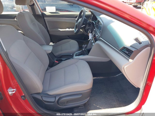 2020 HYUNDAI ELANTRA SEL VIN: 5NPD84LF4LH520517