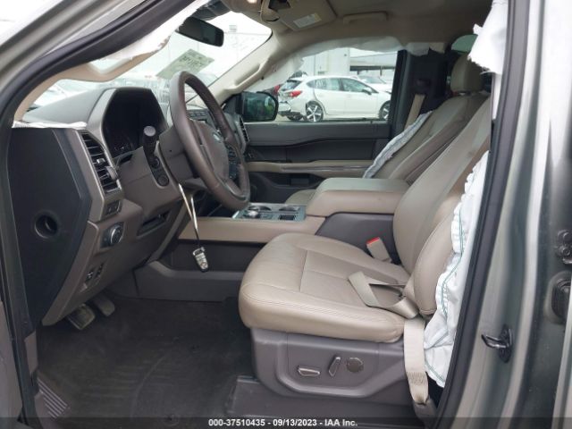 1FMJU1HT1KEA52686 Ford Expedition Xlt