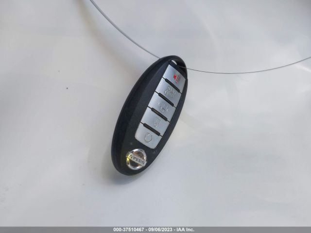KNMAT2MV9LP541590 Nissan ROGUE SV