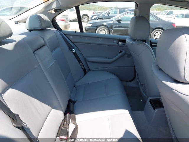 2002 BMW 3 SERIES 325I VIN: WBAET374X2NG73701