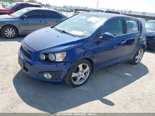 Chevrolet Sonic Ltz Auto 2014 1G1JE6SB3E4107916 Image 2