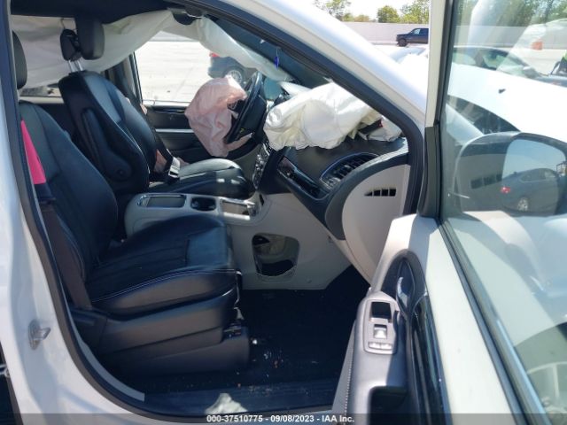 2C4RDGCG8KR513177 Dodge Grand Caravan Sxt