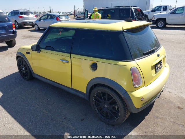 2003 MINI COOPER S WMWRE33493TD58595 Photo 2
