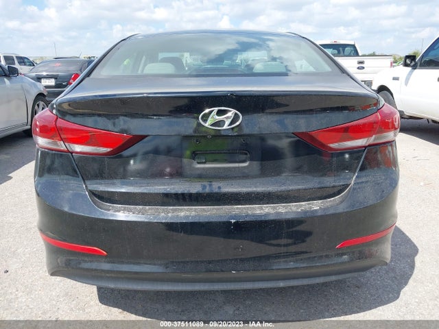 Hyundai ELANTRA SE 2018 5NPD74LF8JH334933 Image 16