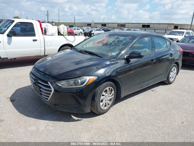 Hyundai ELANTRA SE 2018 5NPD74LF8JH334933 Image 2