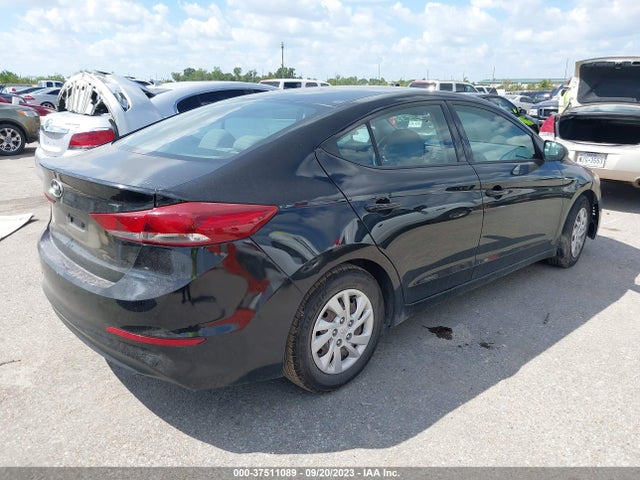 Hyundai ELANTRA SE 2018 5NPD74LF8JH334933 Image 4