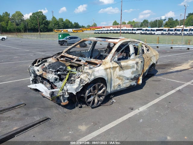 Chevrolet IMPALA LT 2015 2G1125S32F9223666 Image 2