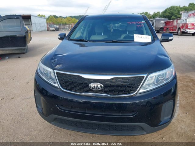 5XYKT3A64FG577461 KIA SORENTO LX