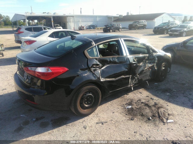 KIA FORTE LX 2015 KNAFX4A61F5325278 Image 4