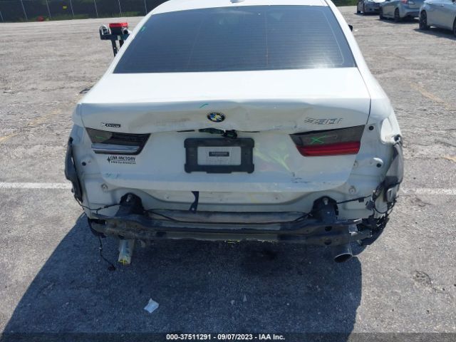 3MW5R7J04L8B20586 BMW 3 Series 330i Xdrive