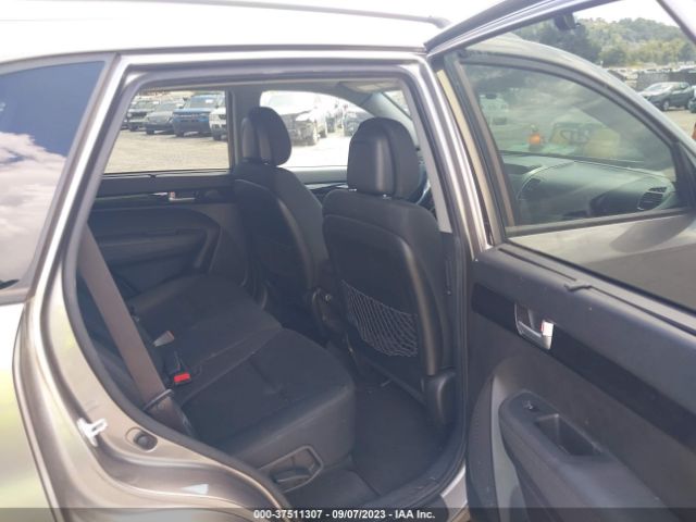 5XYKT4A68FG641068 KIA SORENTO LX