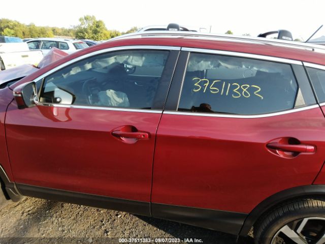 JN1BJ1CV4MW312170 Nissan Rogue Sport Sl
