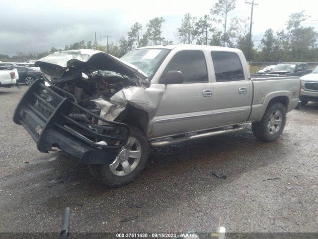 2005 GMC SIERRA 1500 SLT VIN: 2GTEK13T351369359
