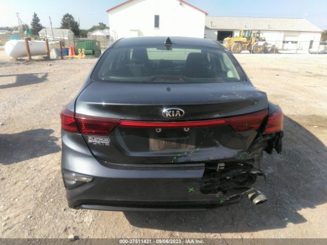 3KPF24AD1KE103581 KIA Forte Lxs