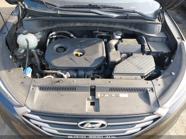 2017 HYUNDAI TUCSON SE VIN: KM8J23A48HU365799