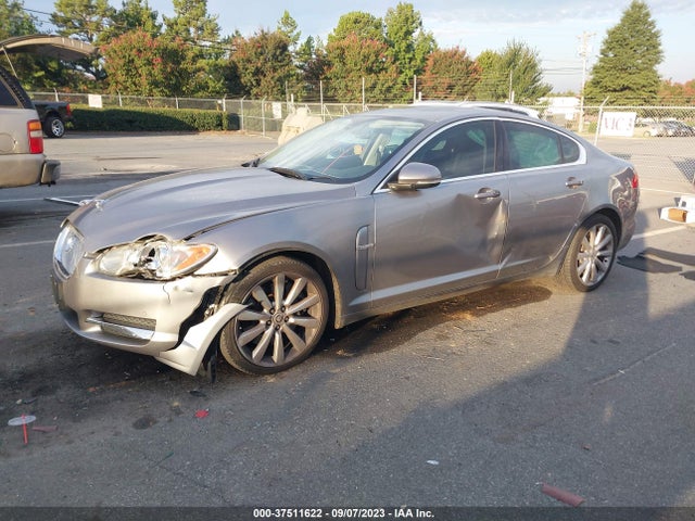2010 JAGUAR XF SAJWA0GB2ALR61697 Photo 1