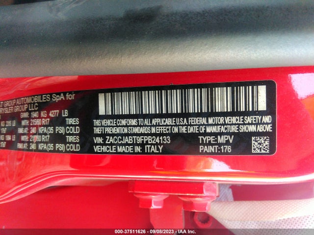 ZACCJABT9FPB24133 Jeep Renegade Latitude