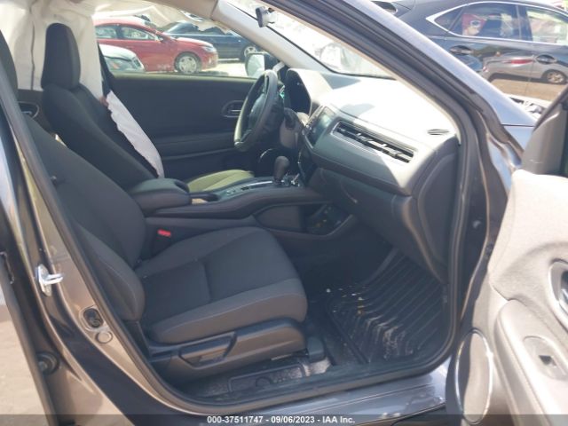 3CZRU5H58NM744520 Honda HR-V EX
