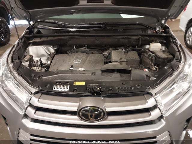 2017 TOYOTA HIGHLANDER XLE/SE VIN: 5TDJZRFH8HS521908